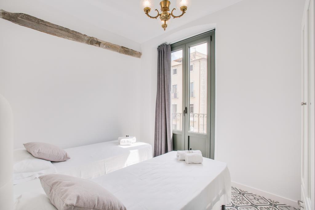 Apartamento Flateli Rambla 5 3-2 Gerona Habitación foto